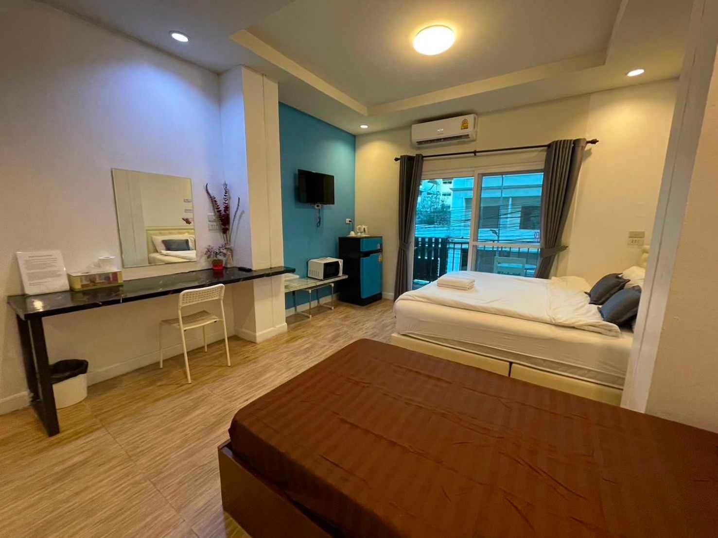 Oyo 75486 Anna Residence Jomtien Exterior foto