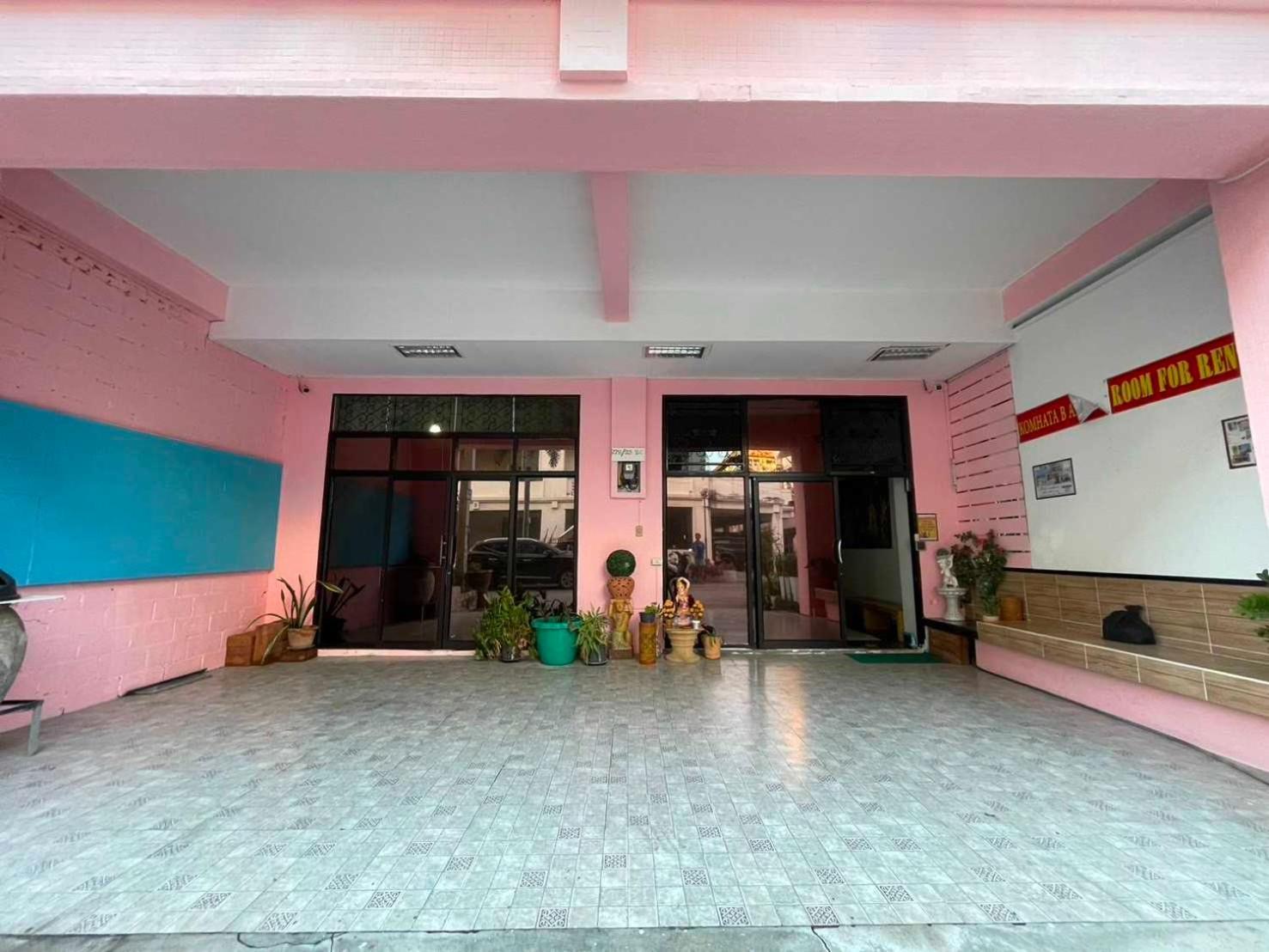Oyo 75486 Anna Residence Jomtien Exterior foto